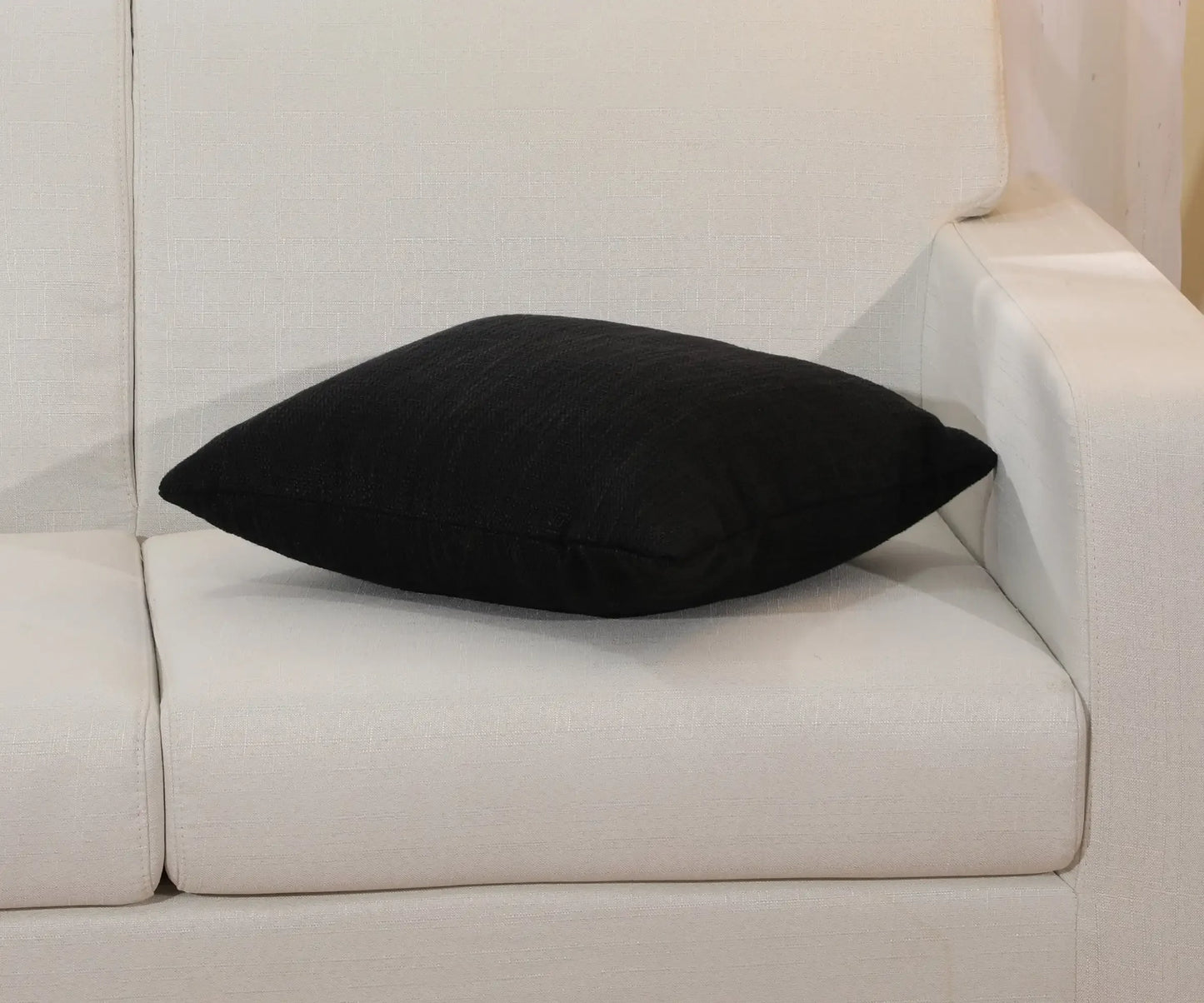 Black throw Pillow